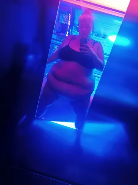 Selfie opportunities 😈 by WeirdNStuff