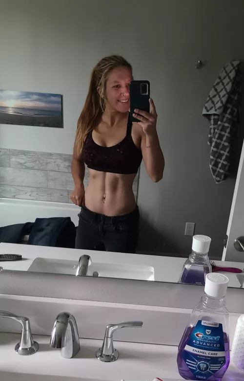 Selfie Saturday? 🤳 by body_by_kayla