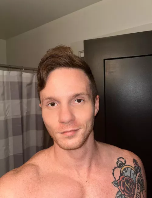 Selfie with new iPhone 😁 by _cuntessa