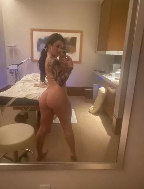 Selfie by Bobbobyjoe