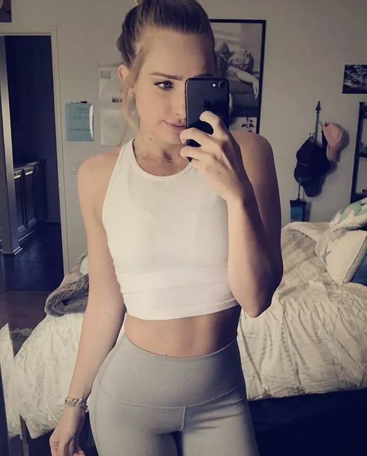 SelfieC posted by PM_ME_CUTE_GIRLS_PLZ