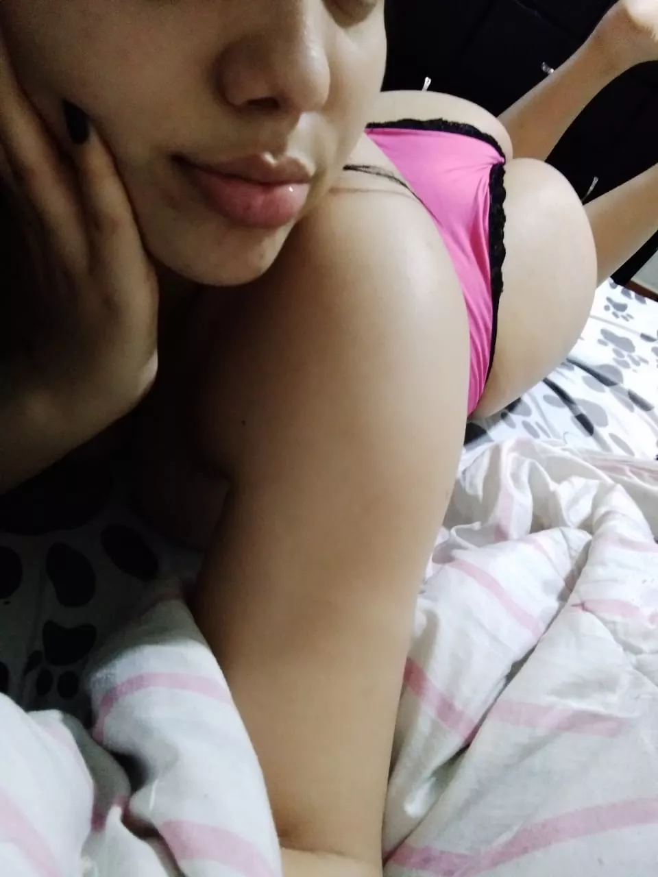 [Selling] (20) years old [F] 😽 latina girl looking for my naughty daddy ♦️ ( personal pics and vids 📸, private cam and sex tapes ⏯️, Lesbian content 😛 drop box 🎁i can verified ☑️ Kik: prettyasszhandra Snapchat: Keri_mendo I no bit posted by kerme200