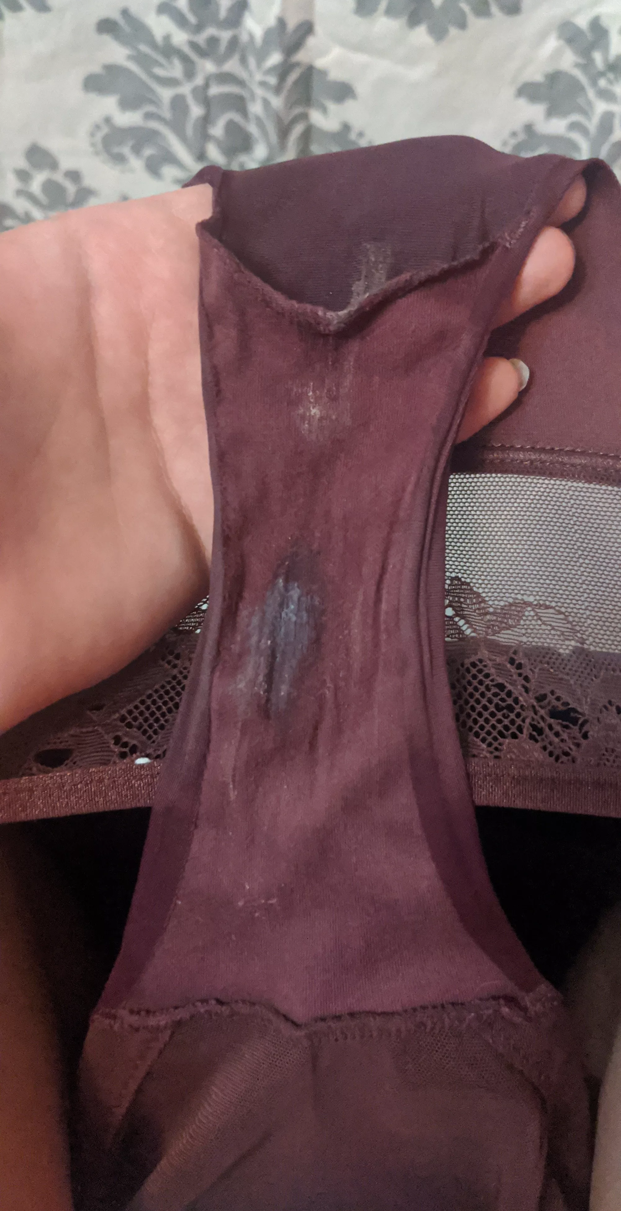 🍒[selling]🍒 22, Latina, college girl next door 💖 do you want to see what I taste like? posted by bakedeggplant