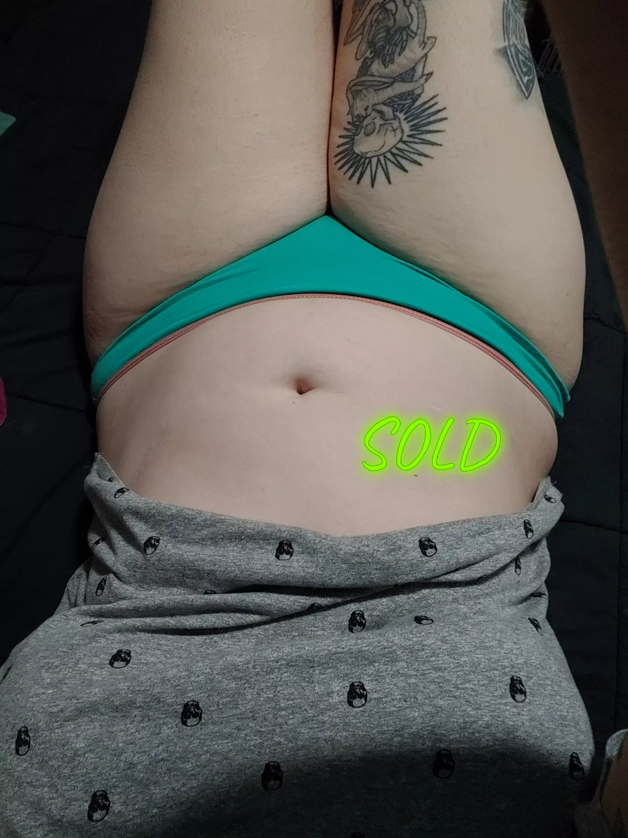 [SELLING] 💥 Blue & purple panties $5 off during January! 💥 Fet friendly add ons available. 🎁 Bras, lingerie, sweatpants, sexting, etc also for sale. 💰 Cashapp, Venmo, Amazon GC 💰 ⏩SERIOUS BUYERS ONLY⏪ posted by DezrtBat