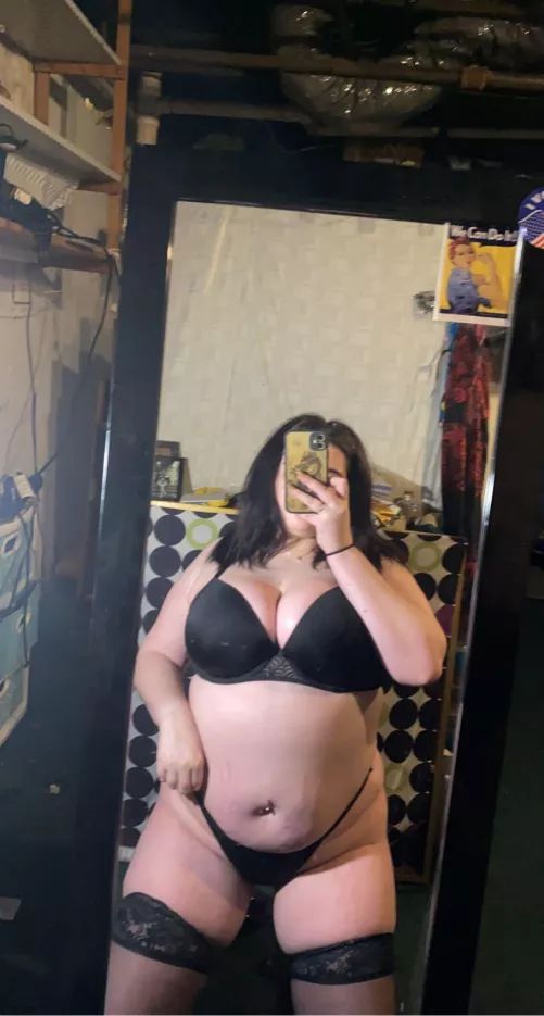 [SELLING] curvy 21yo f ready to be your naughty lil cumslut ☺️ 🌹 • gfe • sexting sessions • pics • vids • dropbox link • vip list • premium • and more •🌹 $$CASHAPP/PAYPAL/VENMO/ZELLE/GOOGLE PAY$$ ❤️‍🔥 k i k : jaylynba by jaylynsb