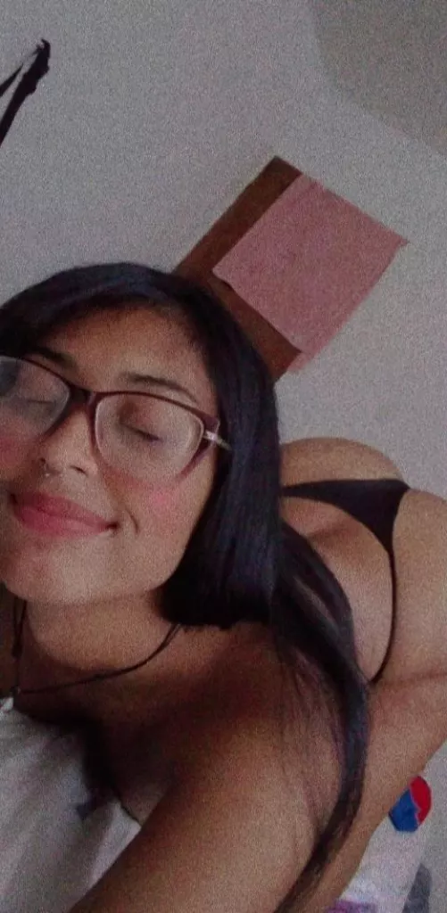 [SELLING] [F] 🔥 THIS HOT LATINA WANNA MAKE U CUM HARD 🔥SEXTAPE, CUSTOM, WEBCAM, SEXTING 👉👉👉👉👉👉 Snapchat: Alaskalew04 Kik: Alaska04l by AlaskaSlut69