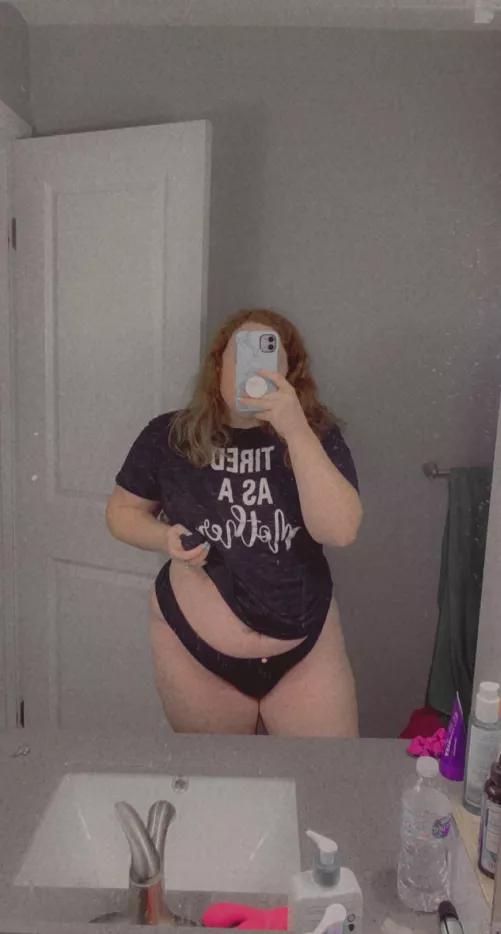 [SELLING] let’s cuddle?🥺🥶 pics, vids, sexting, GFE, dropbox(3,300+ items), panties, premium, OF, etc. KlK: ctrlr / SC: bunnybabesred by RedHeadedBunnyBabe