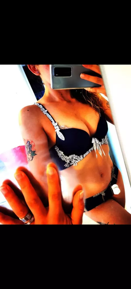 🤑[Selling]🤑 ¦¦ 👙NUDES👙 ¦¦ SOLO VIDEOS ¦¦ SQUIRTING ¦¦ 🎥CUSTOM VIDEOS🎥 ¦¦ AND SO MUCH MORE ¦¦ Always available and all fetishism welcome. 💋 KIK : crystal.jaydee or OF in bio or links below 👇👇 by Crystal_Jayde777