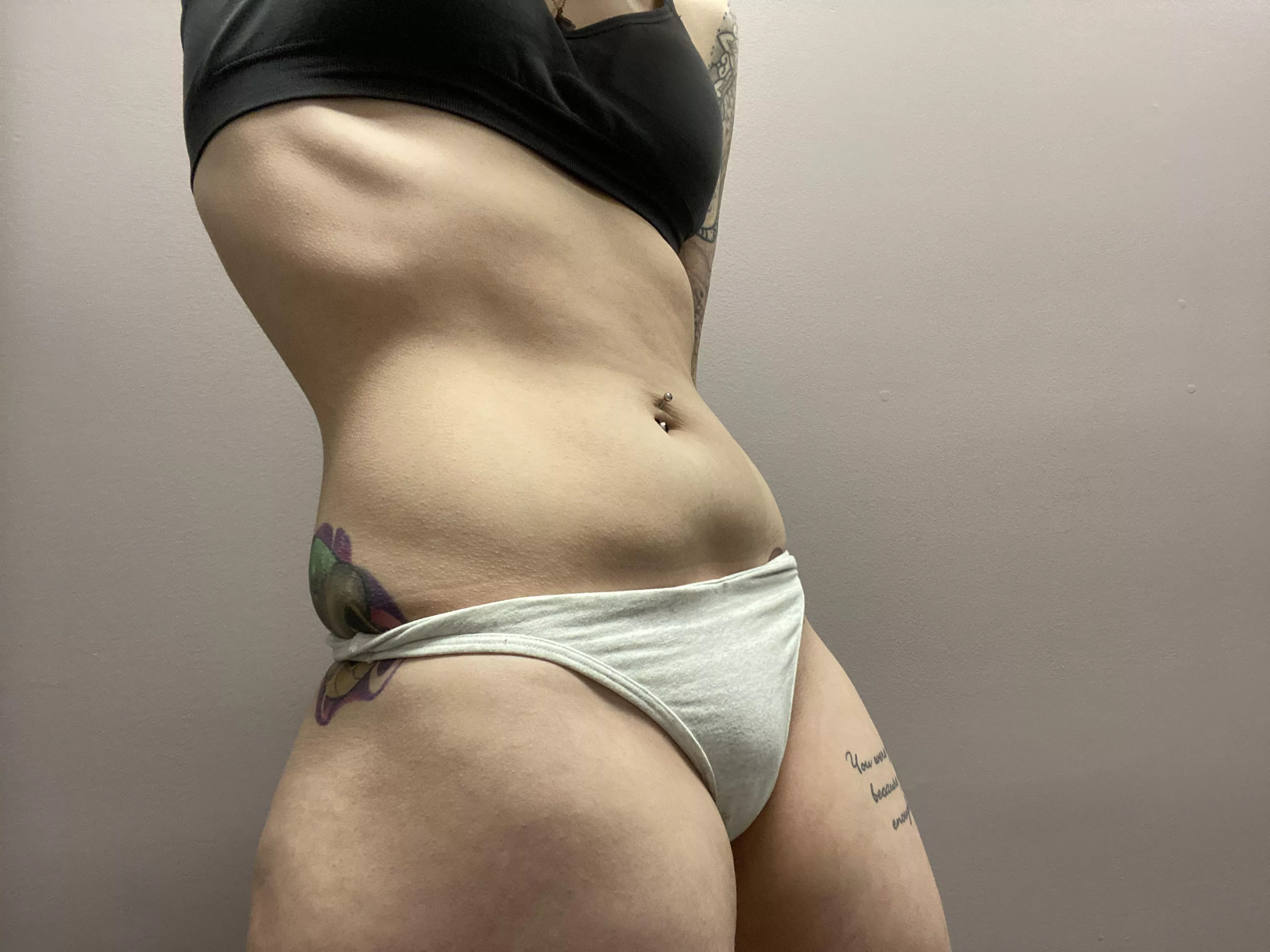 [selling] out my whole drawer •• clean out & they gotta go! •• free shipping to [US] & [UK] available •• fetish finds •• vacuum seal •• 🔞+ O N L Y 📲kik: toribell93 posted by tori_bell