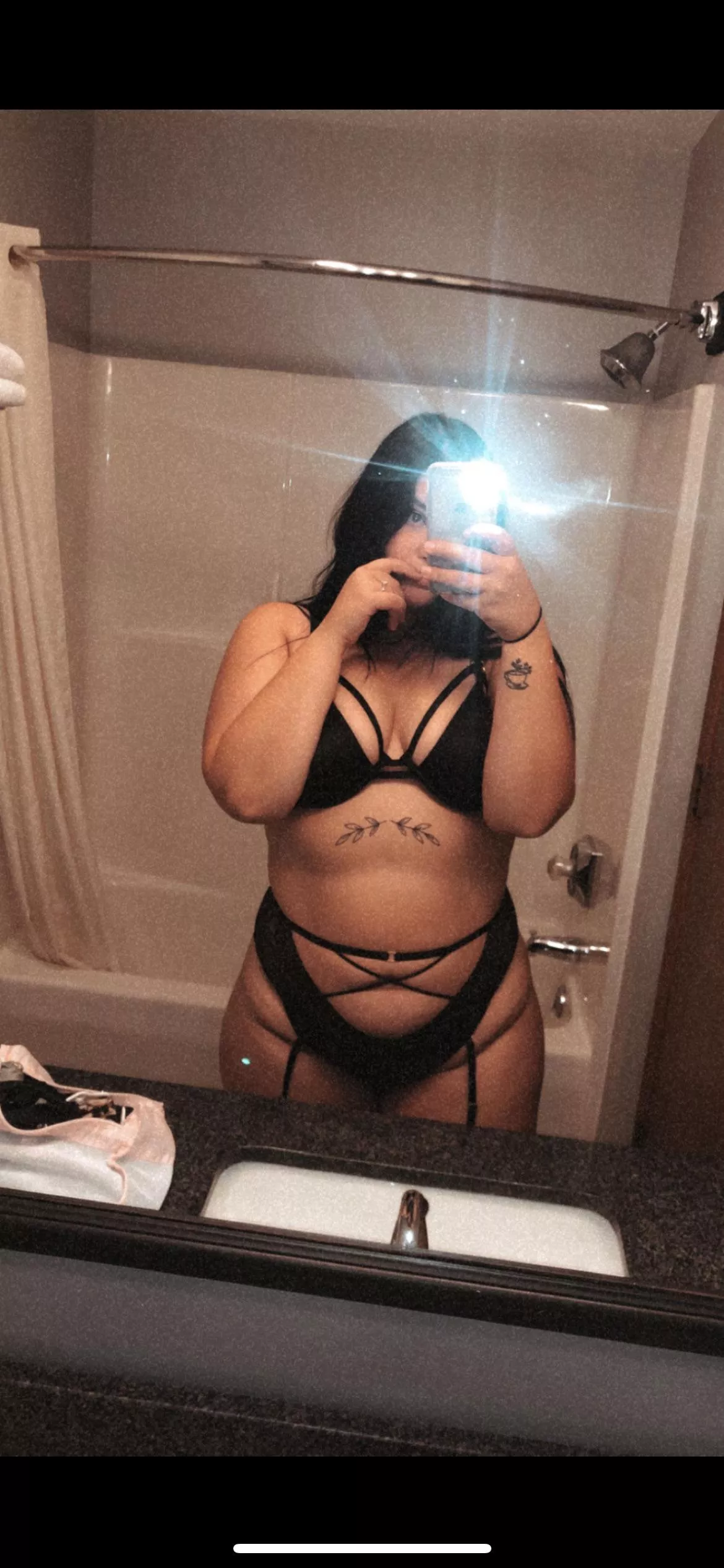 Selling panties [selling] [USA] Panties for sale! Lots of different kinds to choose from. Vacuum sealed. Sometimes have matching bra and panty sets available. Also have socks and pics and vid’s. Dm me for more info! posted by GrandAdministration9