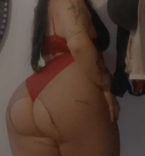 [selling] so many sexy pairs 😘👀 to choose from (OC)