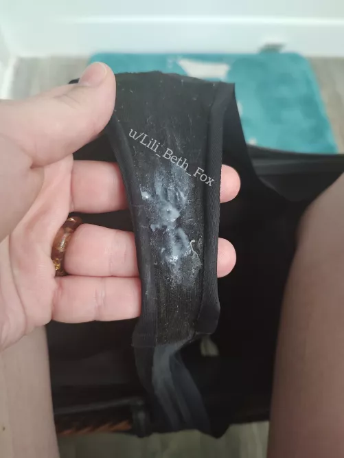 [Selling] Today's sweet smelling and grool sticky panty is up for grabs! 💦Kik Lili_Beth_Fox by Lili_Beth_Fox