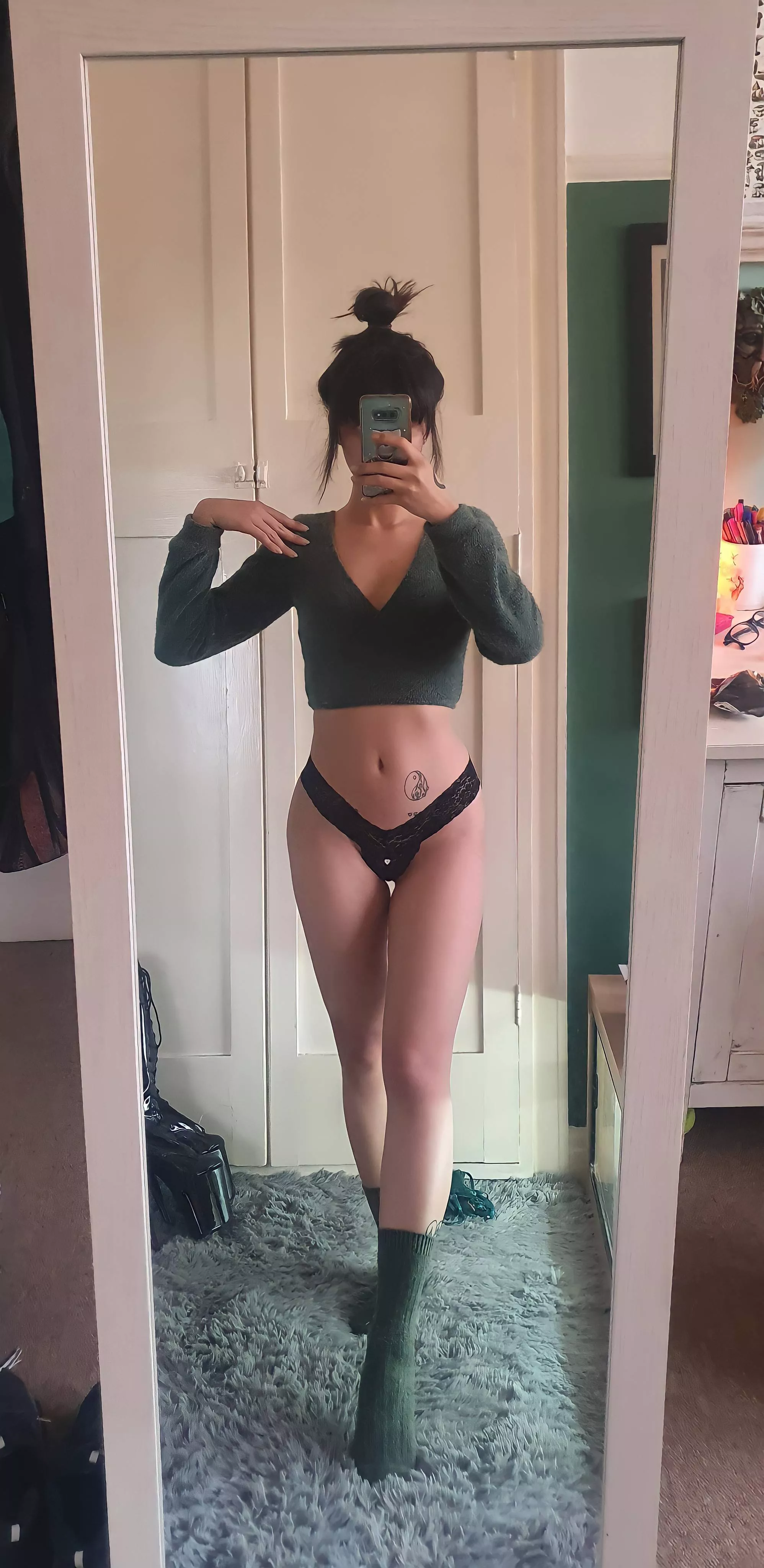 🍑° [selling] [UK] want to play with this rare & sexy lil dancer? :3 °🍑 worn thongs, g strings & panties 🍑 used socks, stockings & tights 🍑 custom & premade content menus 🍑 international shipping available 🍑° panty dra posted by TinyFae