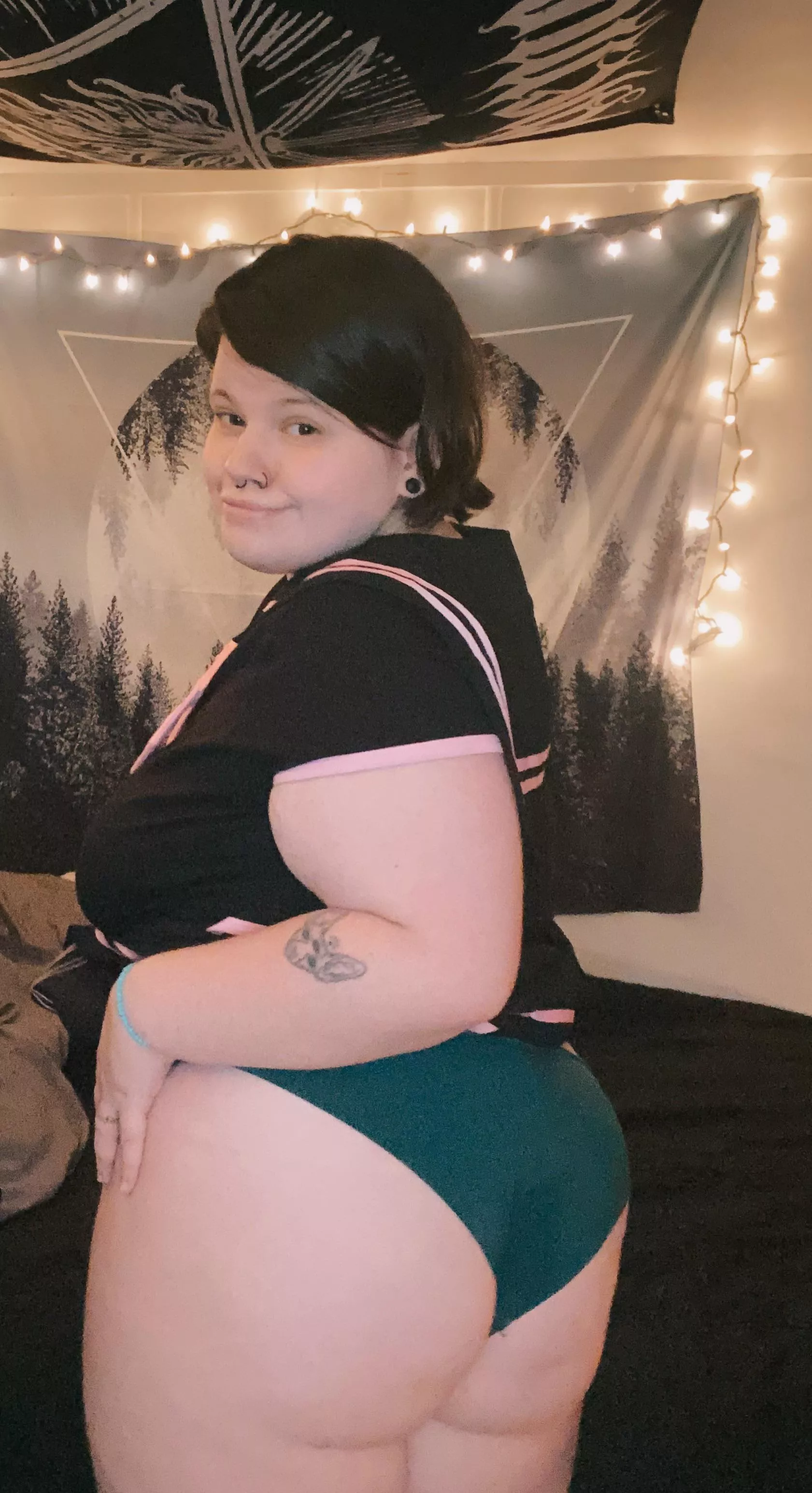 [Selling] [US] Verified 20 Year old bbw selling used panties❤️ wet 24/7❤️ free tracking❤️ 2-3 day wear❤️ fetish friendly!!❤️Ask about my menu❤️(KIK):lilraccoongirl666 or (telegram):lilraccoongirl666 • posted by lilraccoongirl