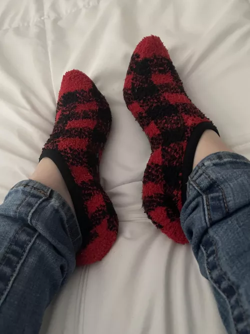 [selling] [usa]my fluffy red and black two day worn socks ! Hurry before they are gone 🤭 by SexyTink3