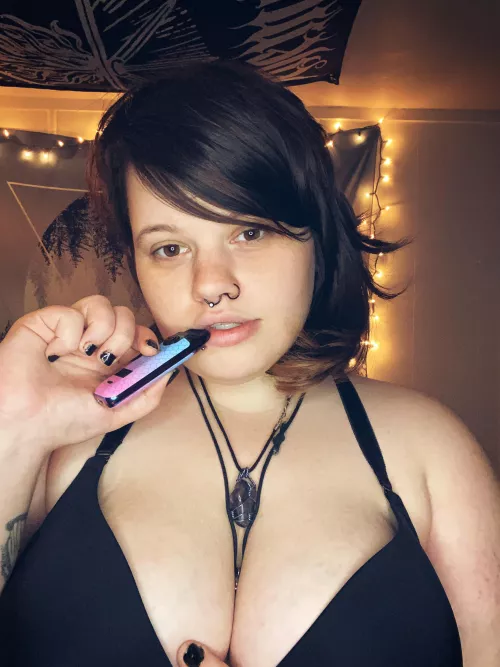[Selling] Verified ❤️ 19❤️BBW❤️ Stoner ❤️Customs❤️GFE❤️Sexting❤️Premades❤️Free Tracking info ❤️ Fetish Friendly ❤️ Panties and socks ❤️(kik):lilraccoongirl666 or (telegram):lilraccoongirl666 • by lilraccoongirl