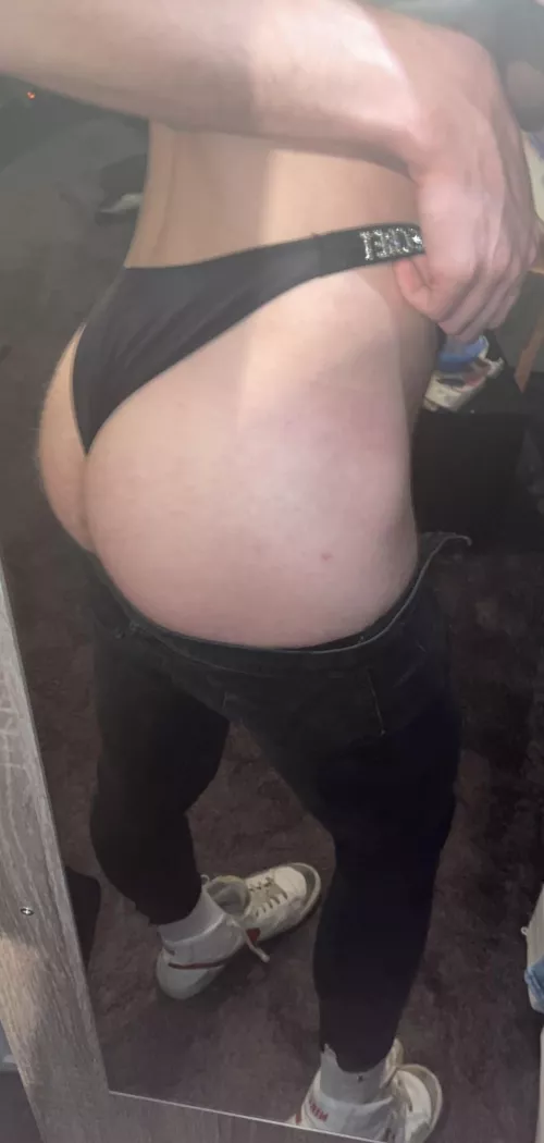 [selling] What’s hiding under my skintight jeans?🤤 OF For only $5,99 ✨sexy sissy slut with ripe ass🥵daily posts, private requests and sexiest content🤤 link in comments😈 by turboneuker