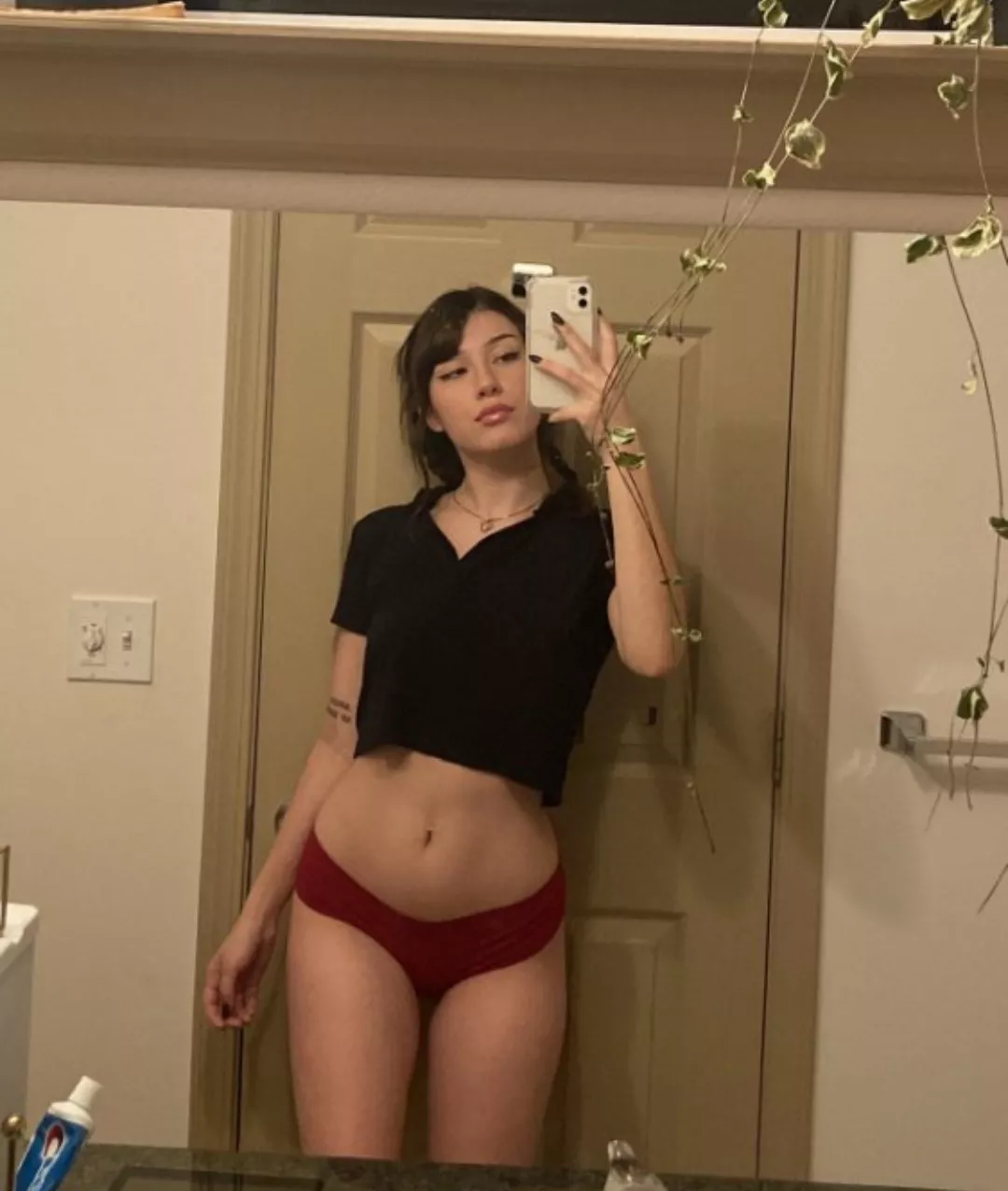 [selling][22][Kik: Candy_briig] I'm bored 😭 come play with me 🥺🥺 [Vida🎞️][Pics📸][RolePlay🎮][GFE👩🏻‍🤝‍👨🏼][AND MORE...] posted by Candy_briig