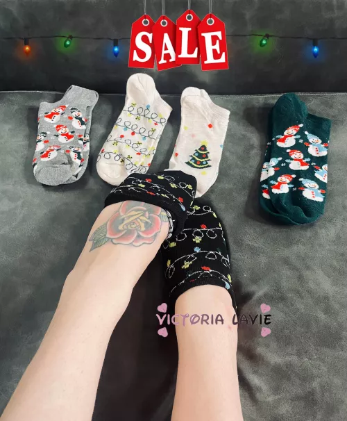 [selling]🎄TS Victoria✨🧦sweaty Christmas [sck] $15🥰kik: tsvictoriaxoxo 👻sc @vicky_bandz777 by Vicky_bandz777