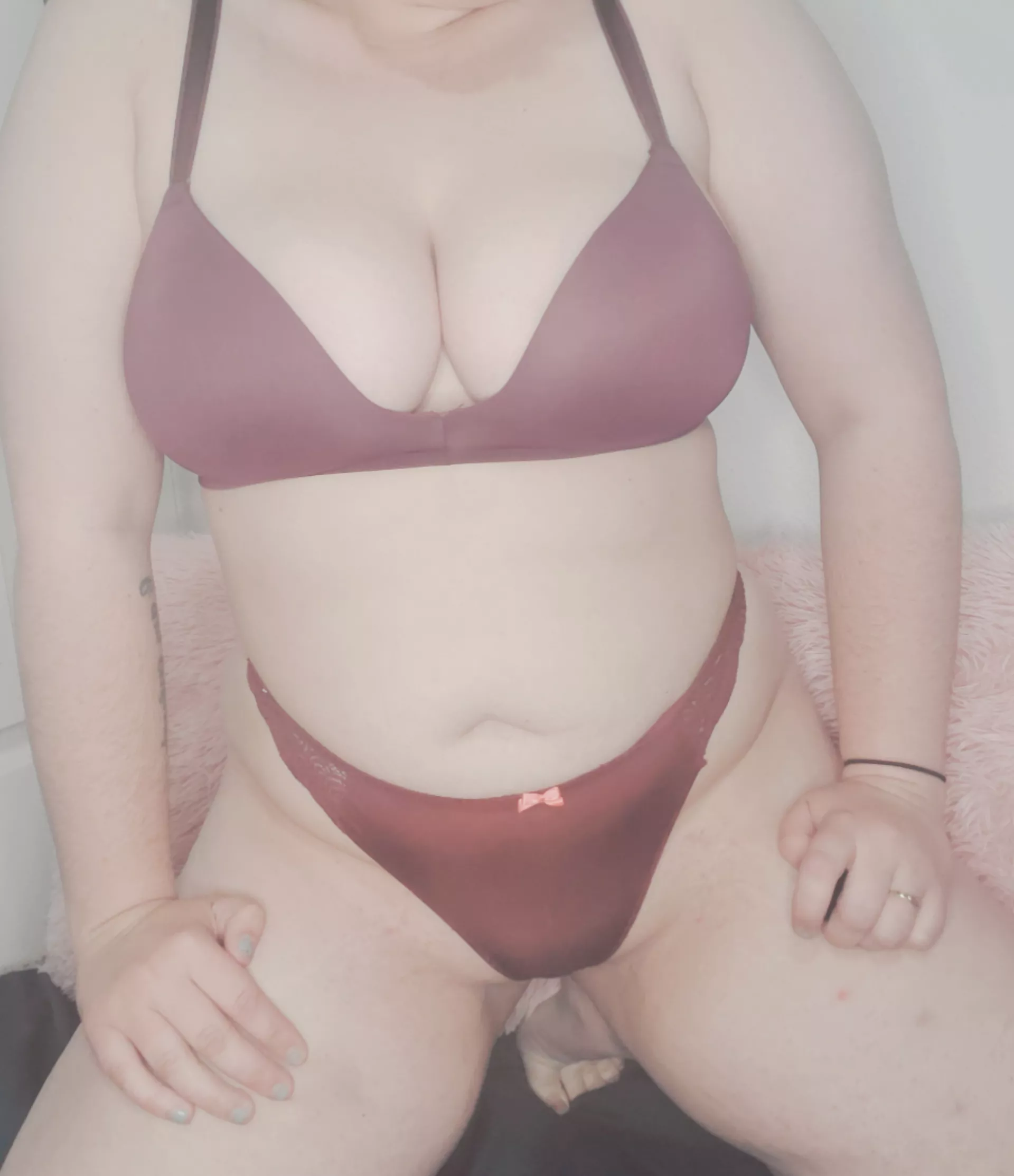 [Selling][USA] SALE 🥳 Receive a FREE stuffing w/video with EVERY pair sold today. Come get a taste of my potent panties. 👇 posted by katarraxxx