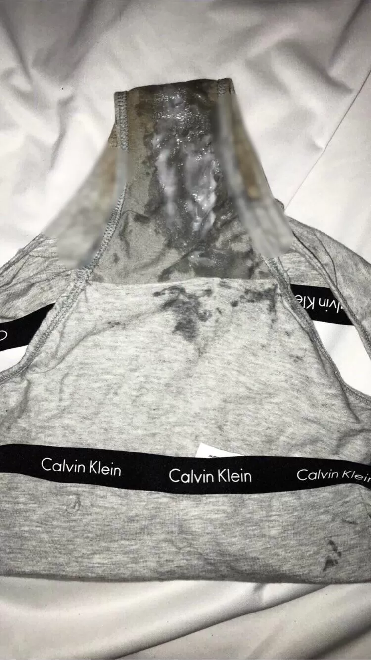 [selling]who wants to taste these juices? Creamy🔥sweaty🔥& ready for you to stick your face in😝 tracking number included🙊 Kik me @cateyes76950 or snap@ teenn to check out more of my filthy collection ☠️☠️ posted by Metal_Parking