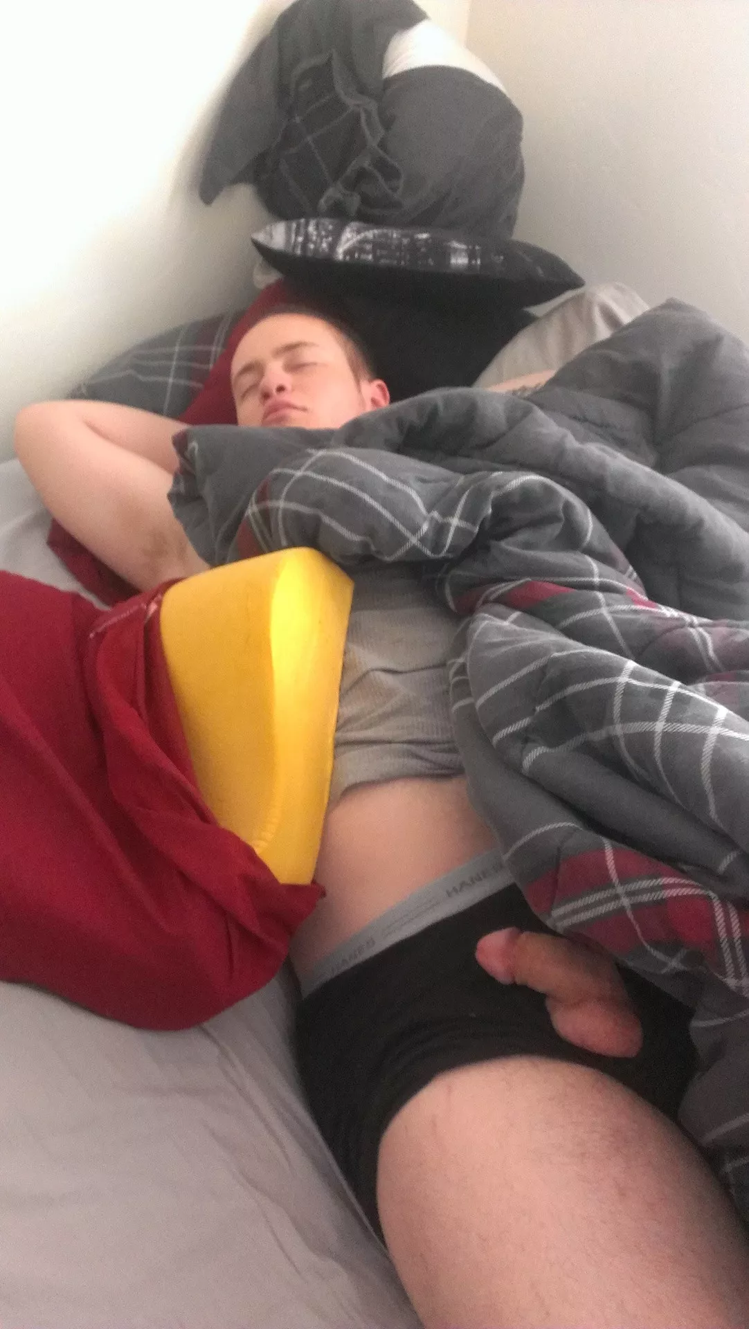 Semi Undisturbed posted by WatchWhileYouSleep