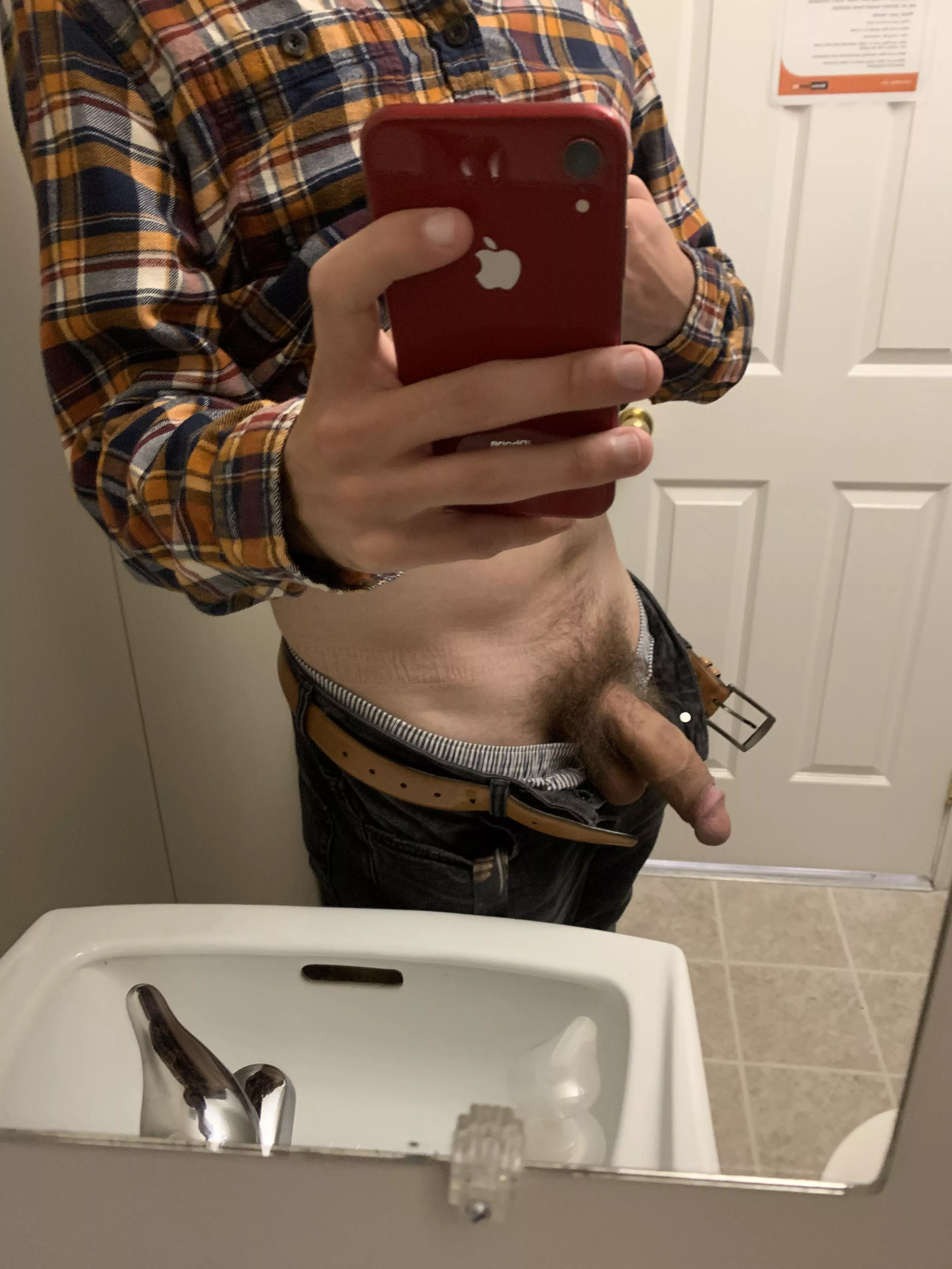 Semi-hard at work all day 😇 (M23) posted by rargoth