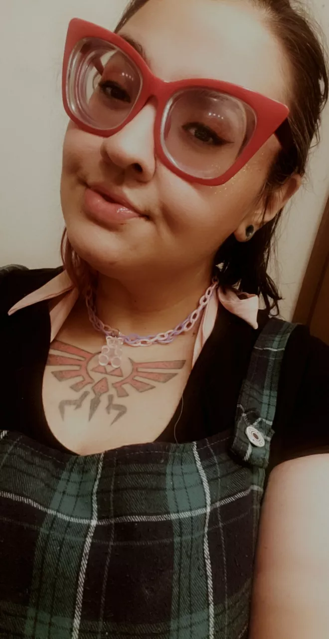 🎶🎶 send me dm and I'll be your friend. 😊 posted by alaskankitten