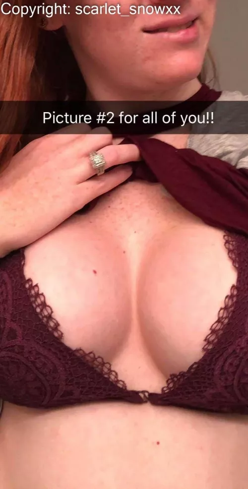 sending snaps from work is always so naughty by scarlet_snowxx