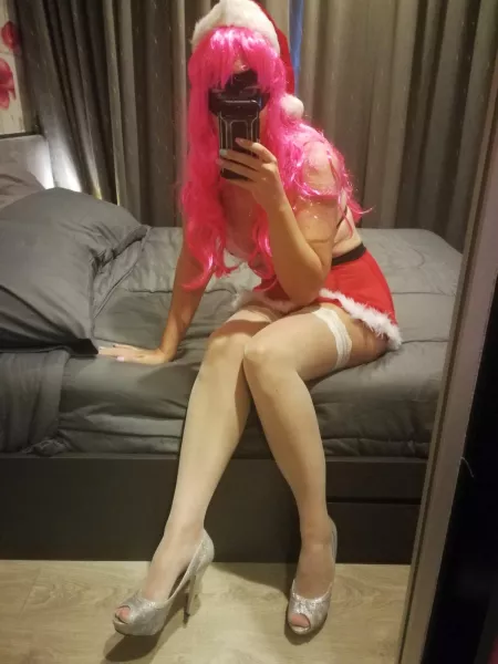 Sending this selfie to Santa [OC] by MsMoonberry