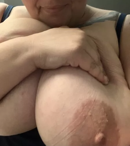 Sent this from work to my husband and new fuck buddy. Took both of their loads in my mouth yesterday. by hotmarriedbbw