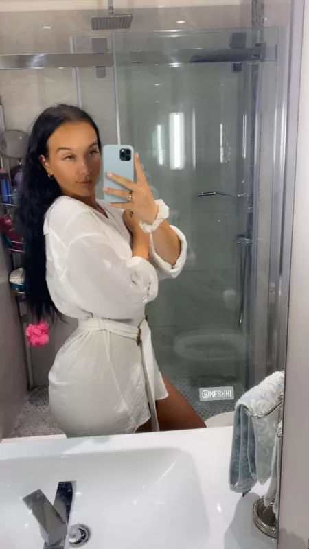 Serbian Baddie (19) by jmarkys