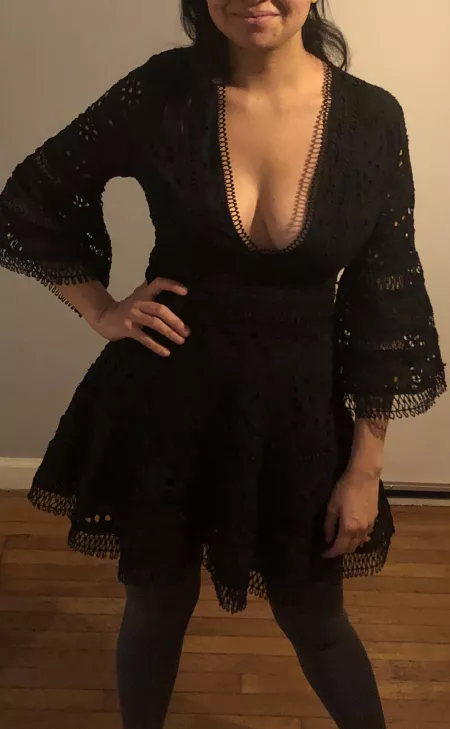 Serious question: Is this slutwear? Yes or No . I think it is sexy not slutty but she doesn’t agree. Please tell her (and mention why). by retropick