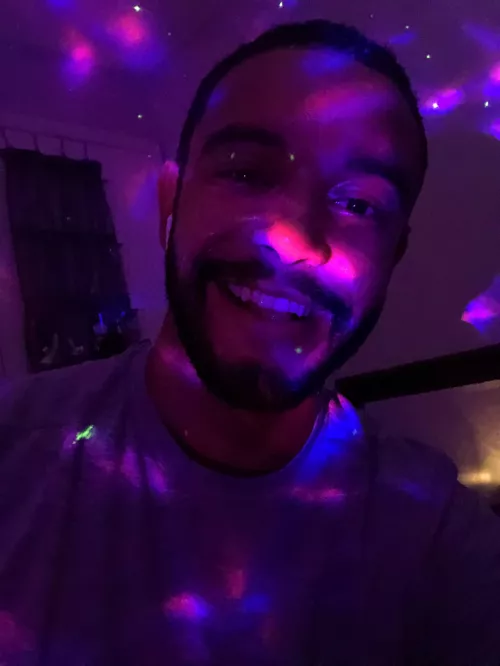 Setting up the trip cave 🌌 by clarkthegiraffe