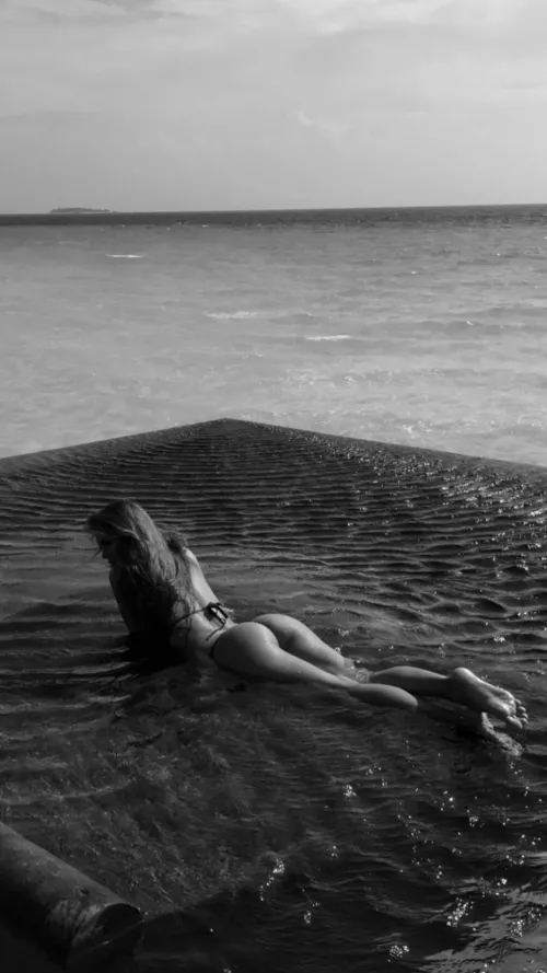 sexy by selfloveamnesia