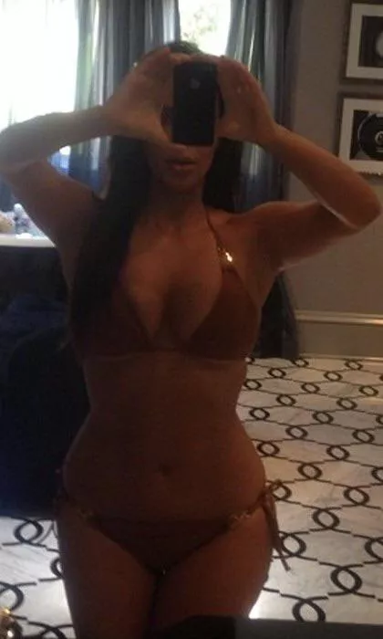 Sexy posted by BigFew2299