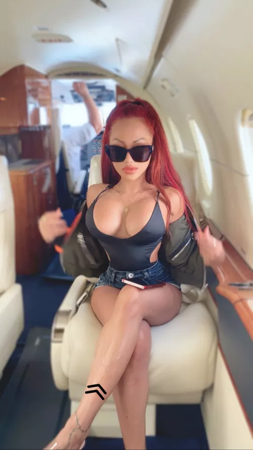 Sexy AF 😍 by supermega13