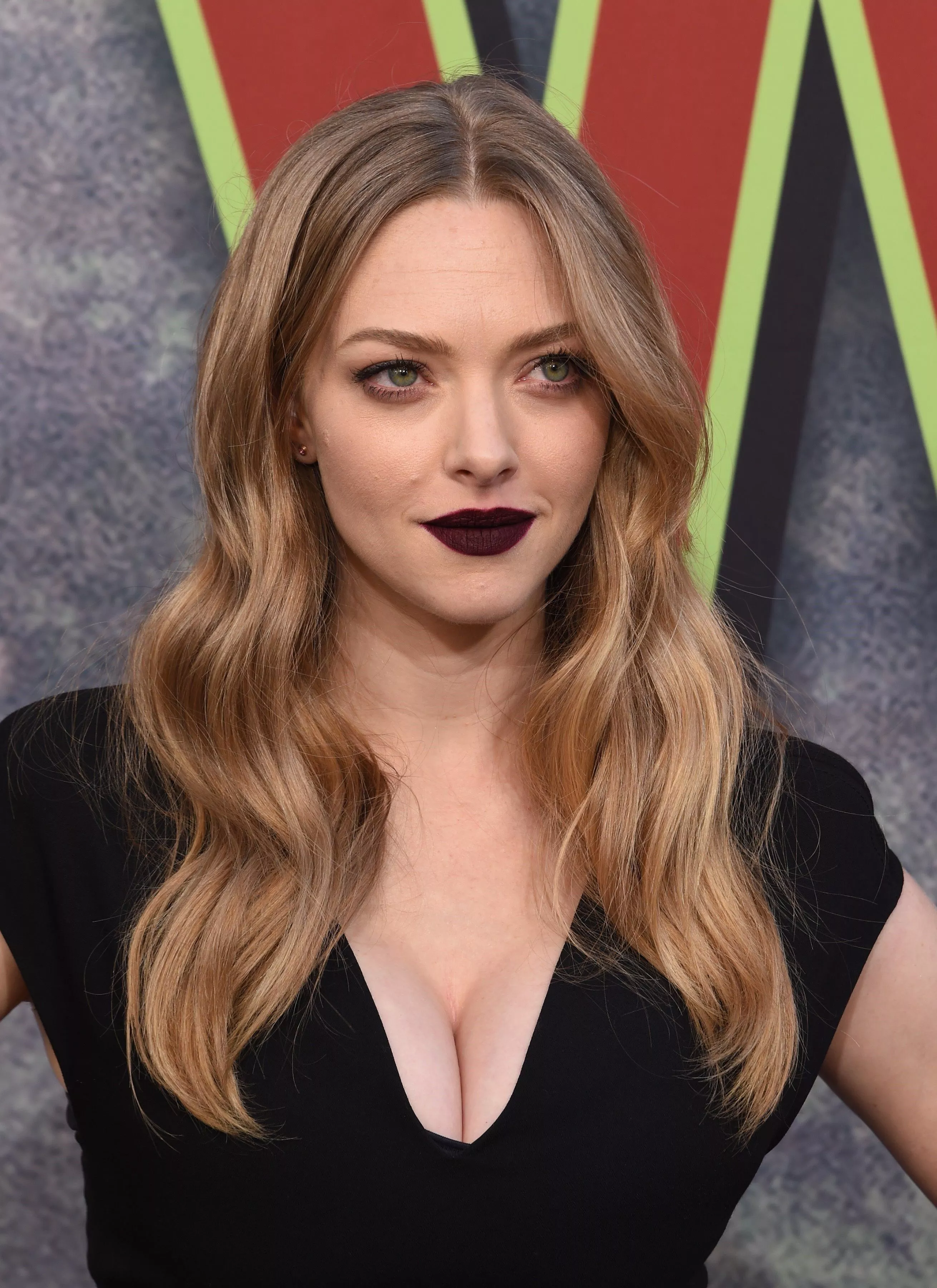 Sexy and hot 🔥 Amanda Seyfried posted by BoobsandTitsLovers