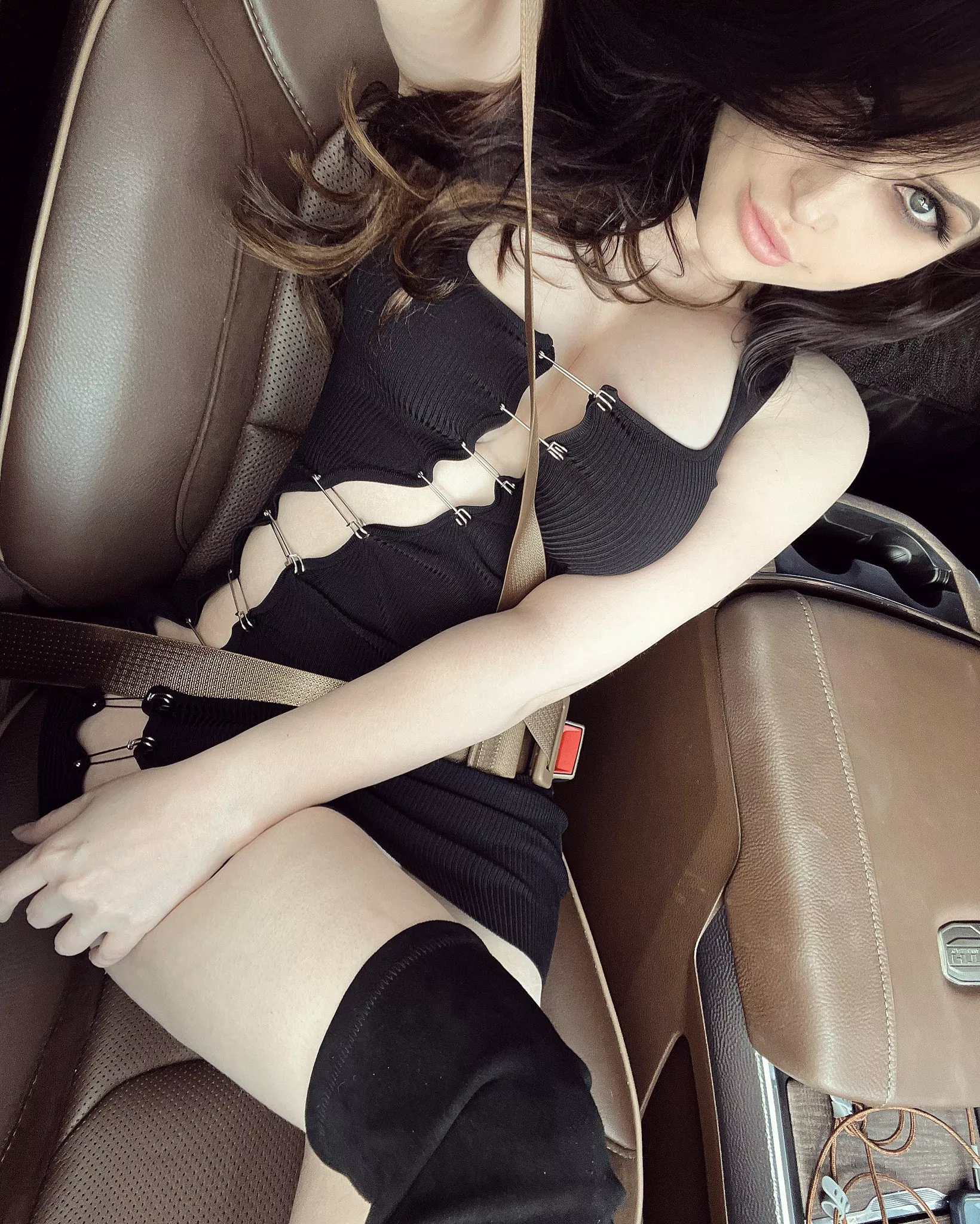 Sexy Car Selfie posted by Nick_Valentines_Day