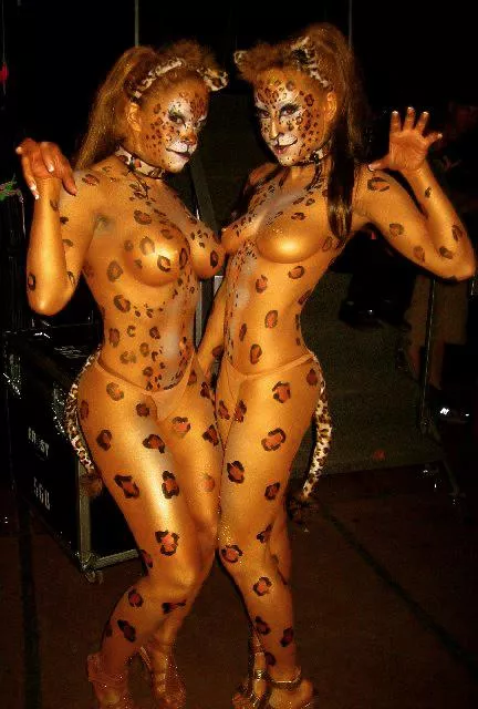 Sexy Cats posted by DirtyDreamer25