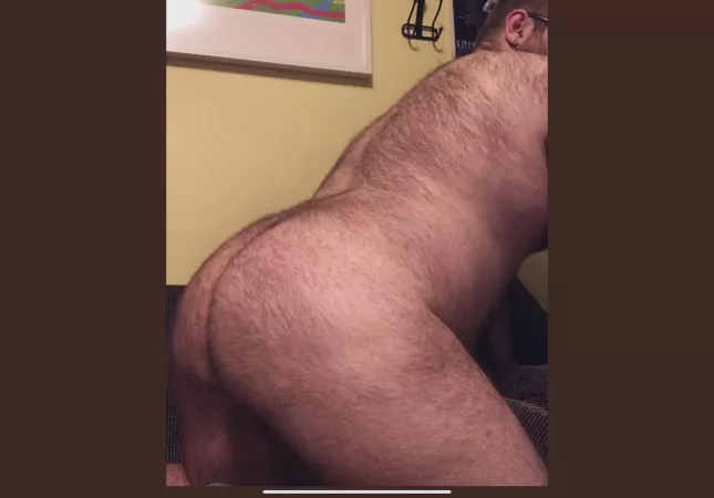 Sexy daddy by Sorry-Ad1464