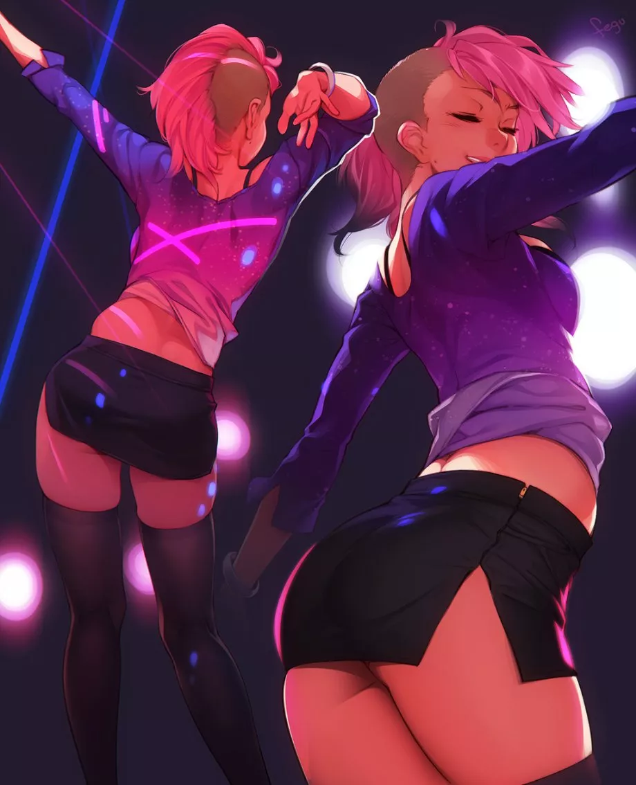 Sexy dancer posted by Henthigh_Senpai