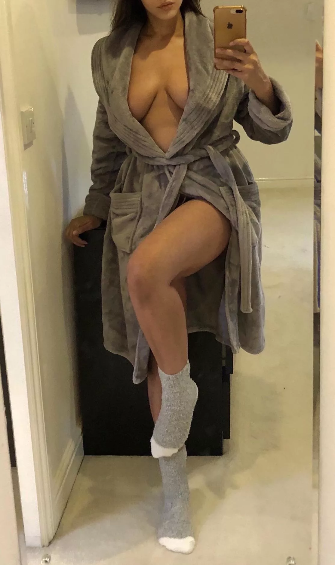 Sexy doesn't mean you have you show everything, it's fun to leave something to the imagination...😉😇 British Punjabi Indian [f] posted by knightrider69x