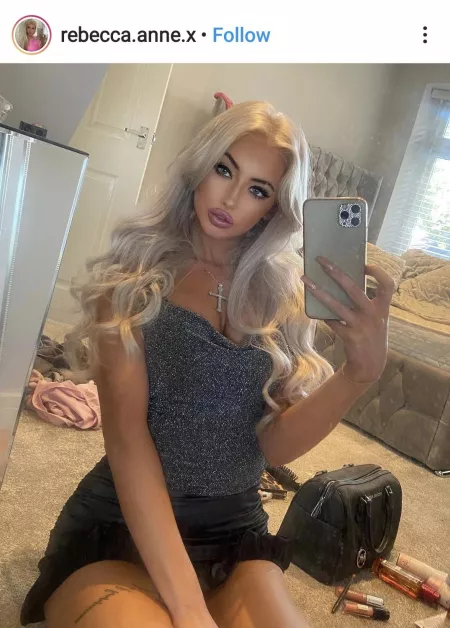 Sexy doll by Englishgenttleman