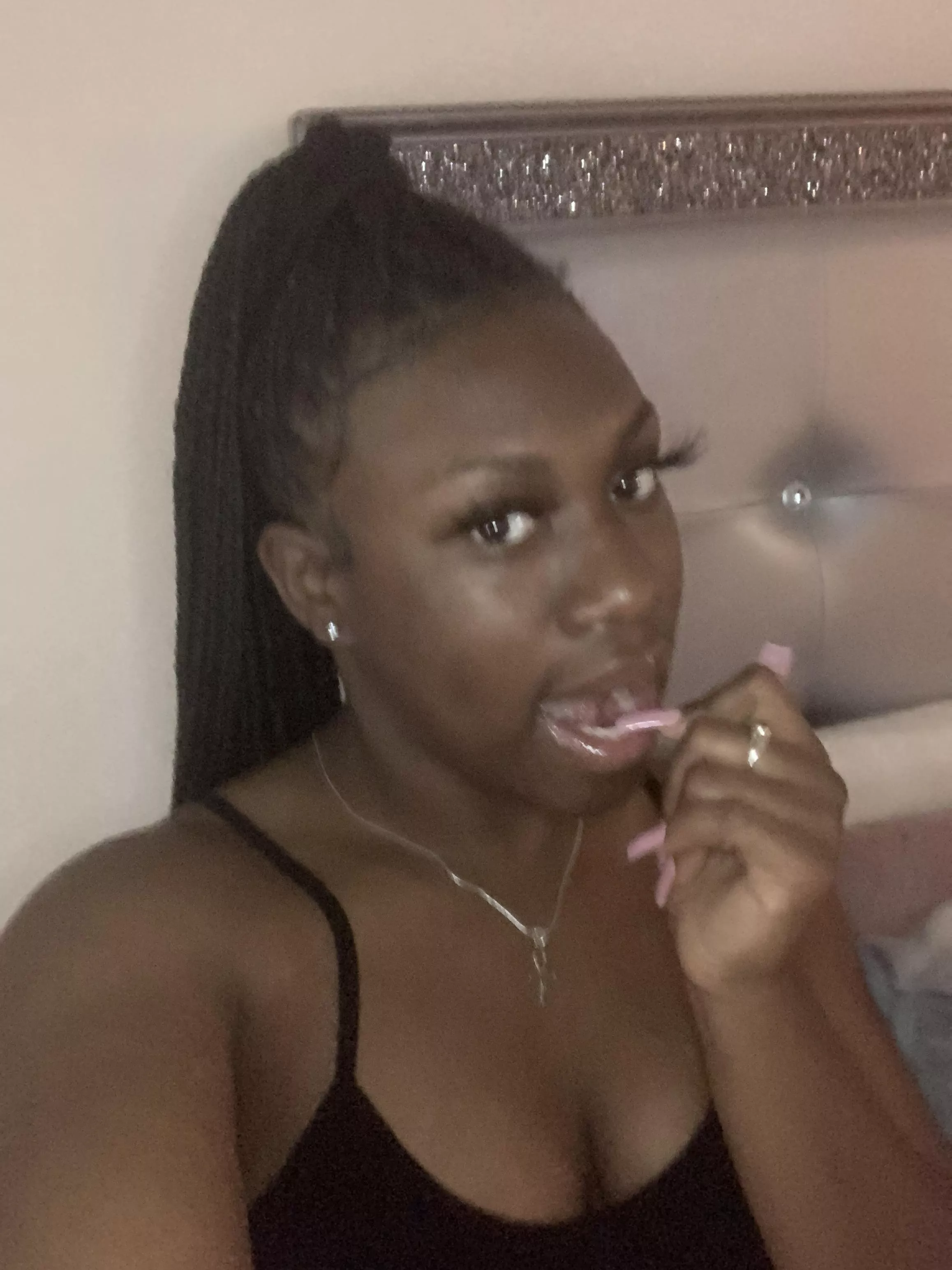 Sexy ghetto bitch posted by briedos1