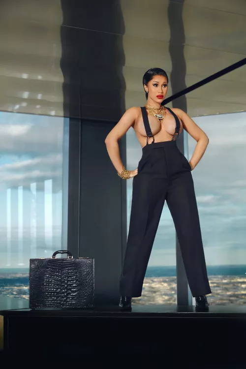 Sexy. 🔥🔥🔥 by No_Insect_1034