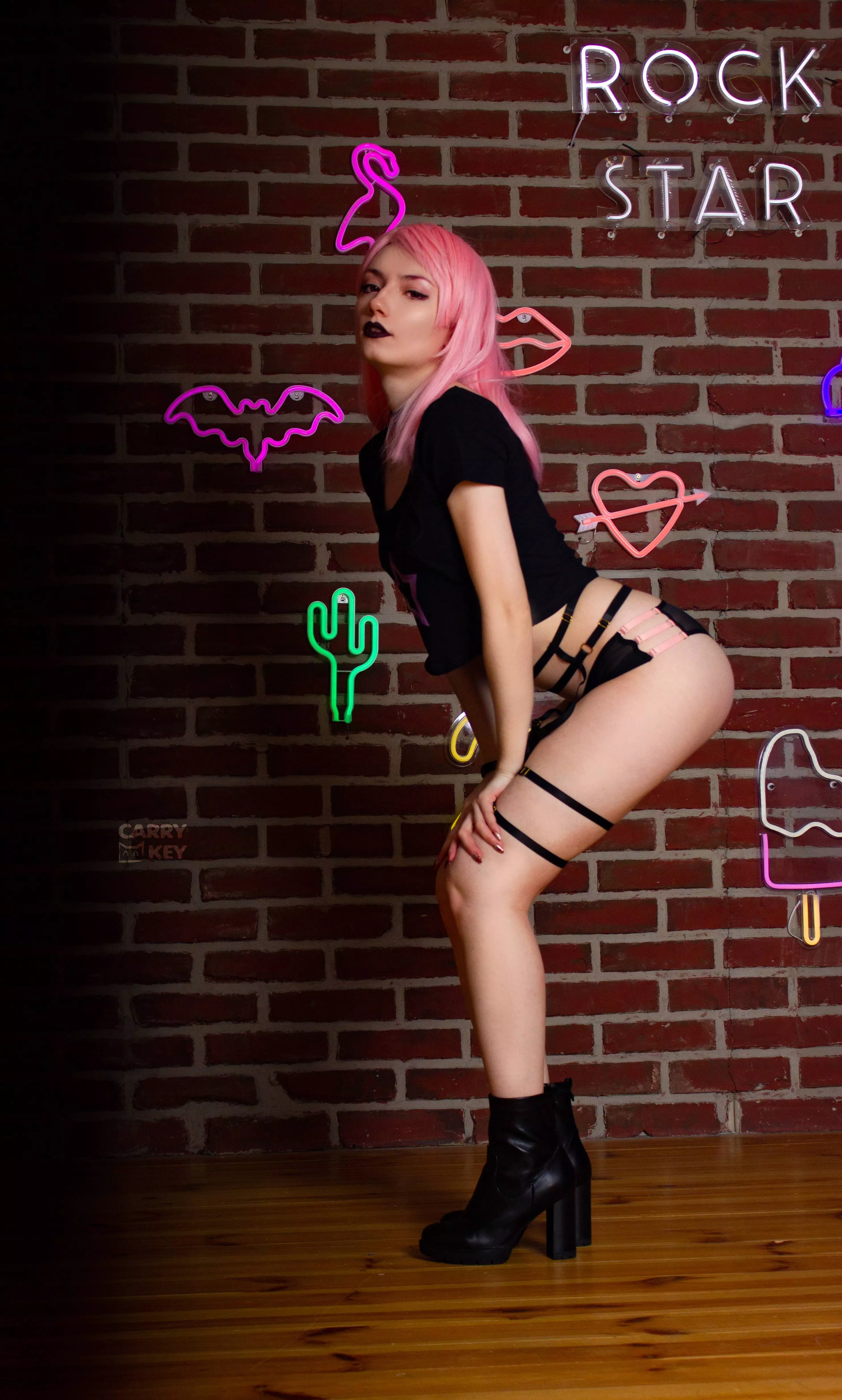 Sexy Haze (Fortnite) cosplay by CarryKey posted by CarryKey