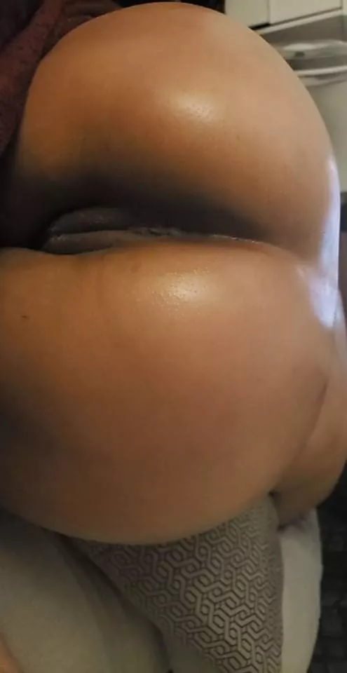 Sexy hotwife (f) 🍑 posted by Marriedlove