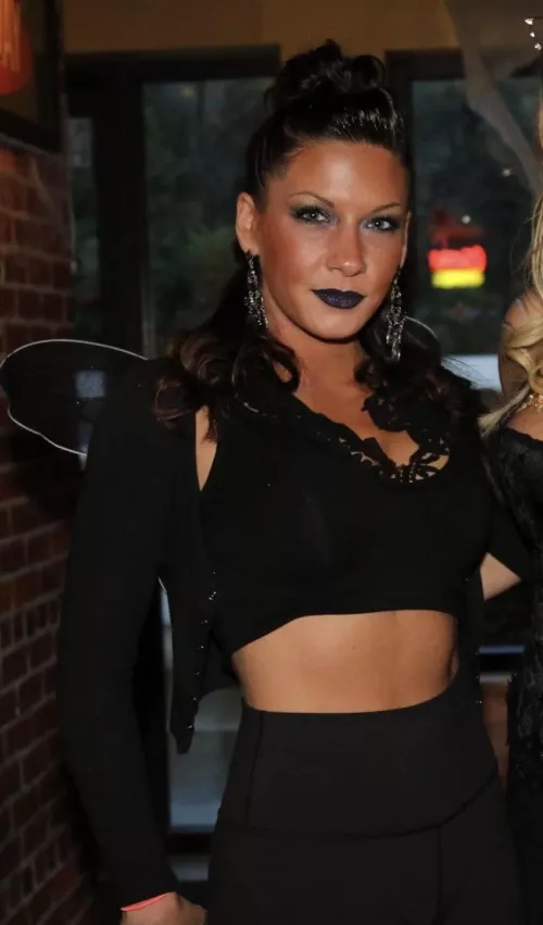 Sexy in all black by Burnerxyz987