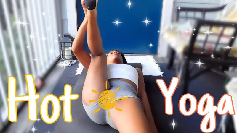 sexy legs need to be stretched out 💕 by Stellaskyhigh